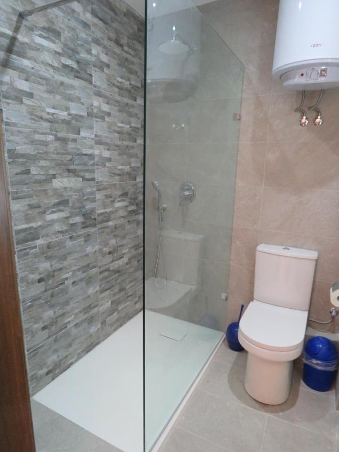 Aquamarine Sea Front Apartments - Second Floor Marsaskala Bagian luar foto