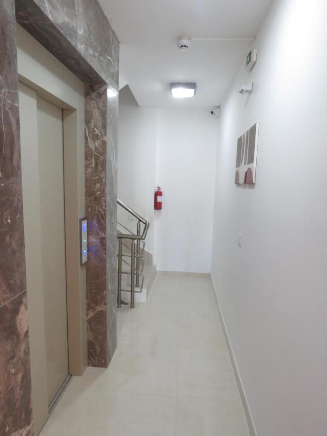 Aquamarine Sea Front Apartments - Second Floor Marsaskala Bagian luar foto