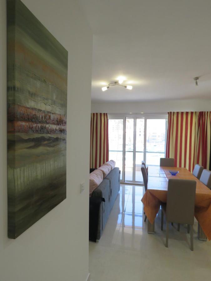 Aquamarine Sea Front Apartments - Second Floor Marsaskala Bagian luar foto